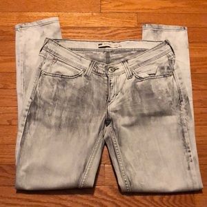 Levi Demi Curve Low Rise Skinny faded Grey denim